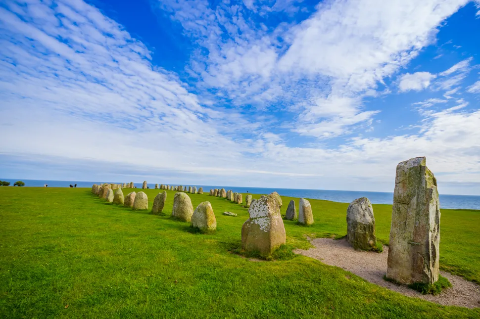 7 megalit kuno di dunia yang menyaingi Stonehenge